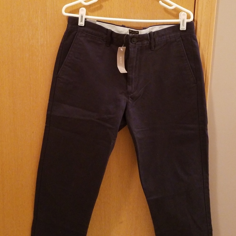 Guy's J.Crew navy 770 broken in chino NWT 32